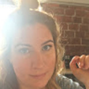 Meet your Posher, Caitlin